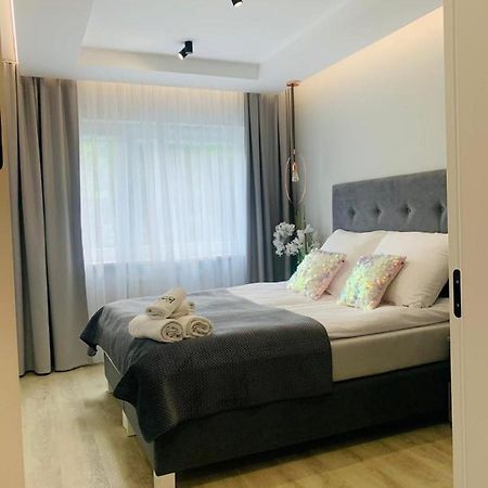 Apartament Moniuszko Z Parkingiem Podziemnym กอร์ซุฟเวียลคอปอลสกี ภายนอก รูปภาพ