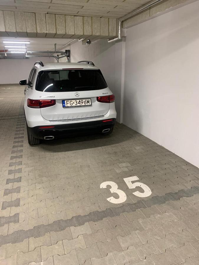 Apartament Moniuszko Z Parkingiem Podziemnym กอร์ซุฟเวียลคอปอลสกี ภายนอก รูปภาพ